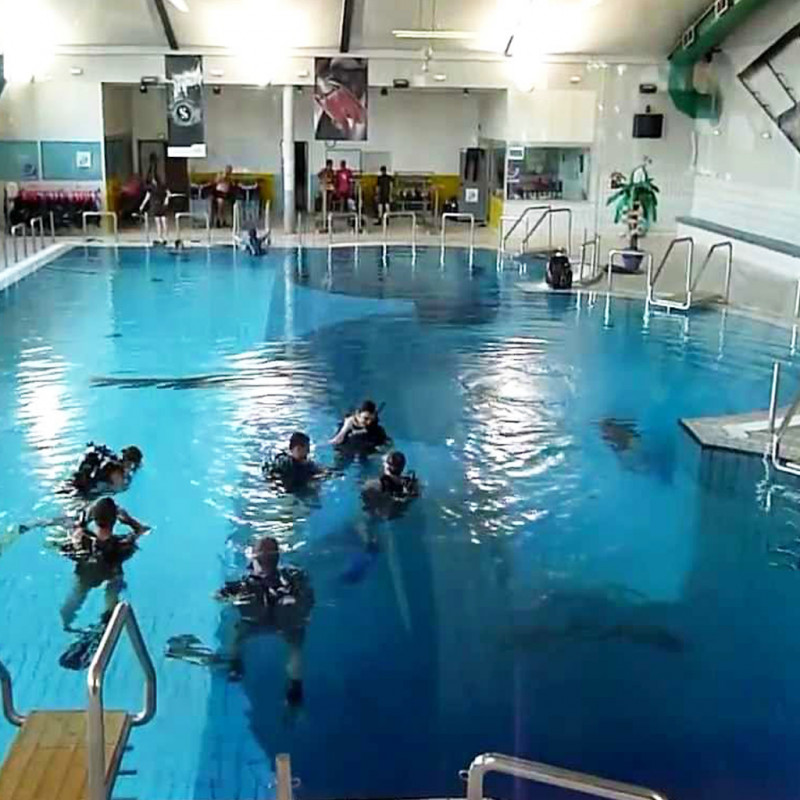 Advanced Freediver - En piscine et fosse de plongée.